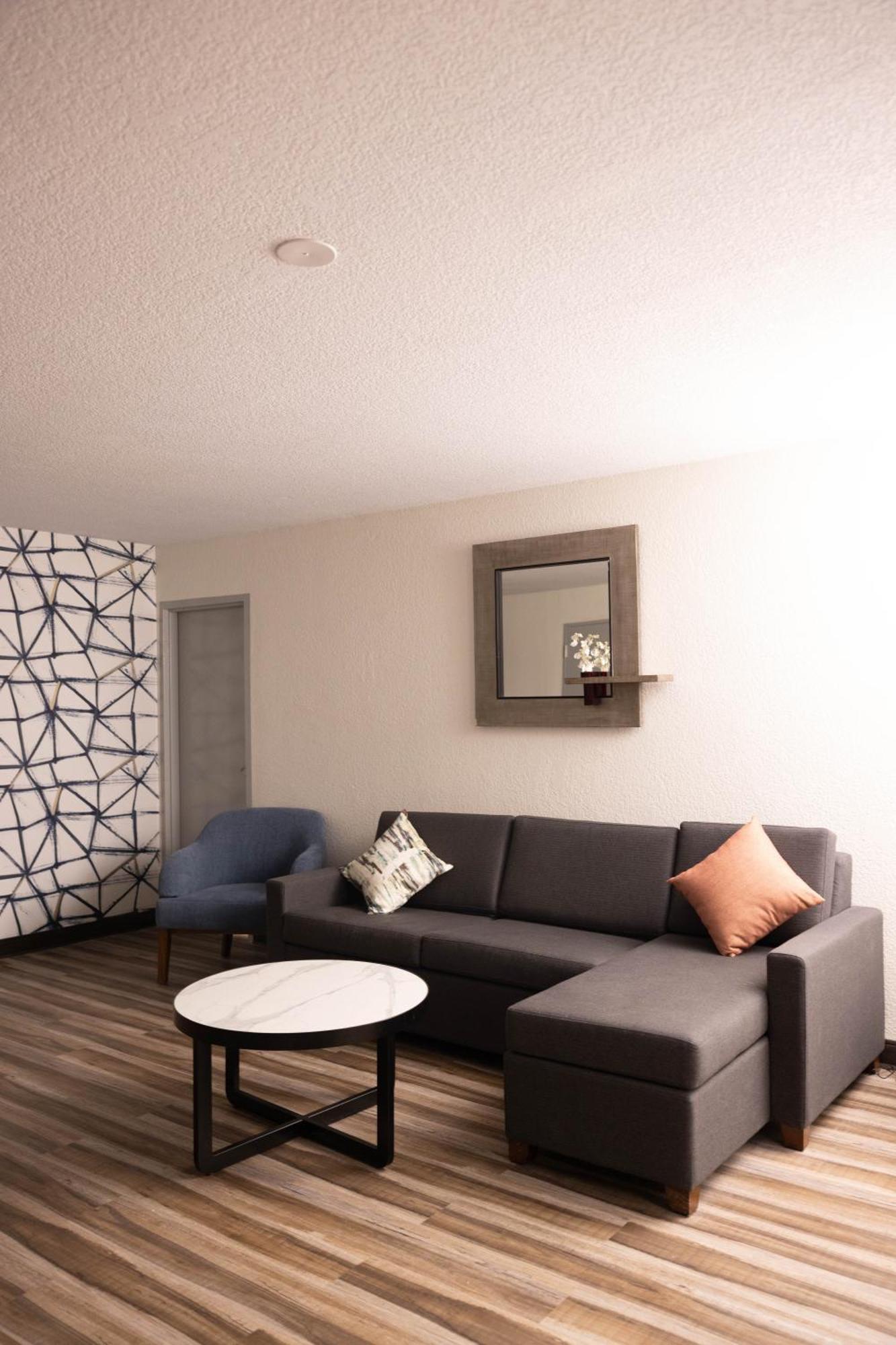 Quality Inn & Suites Lake Havasu City Εξωτερικό φωτογραφία
