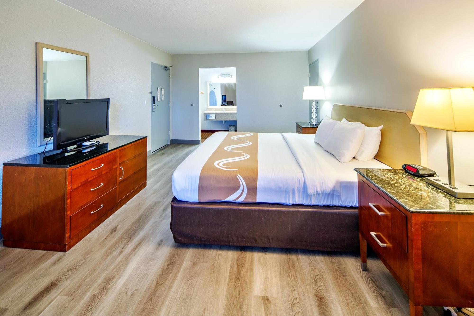 Quality Inn & Suites Lake Havasu City Εξωτερικό φωτογραφία